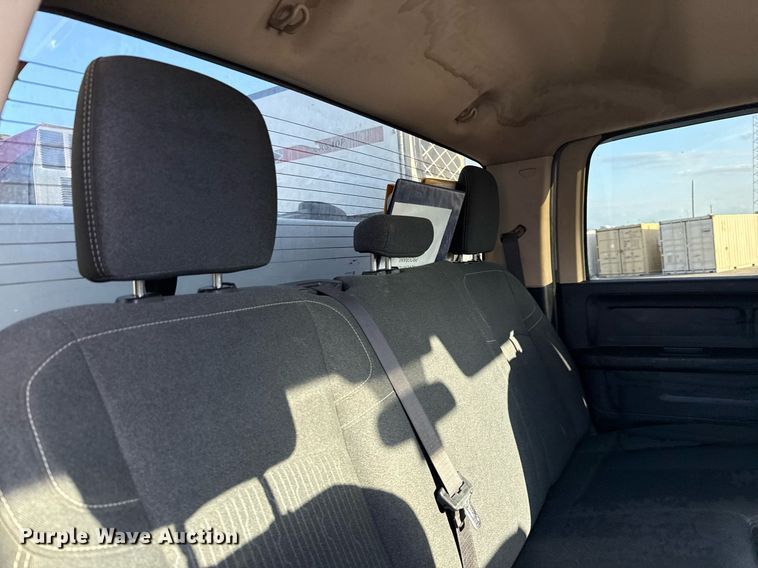 image for item ED5665 2019 Dodge Ram 5500 Crew Cab utility / service truck