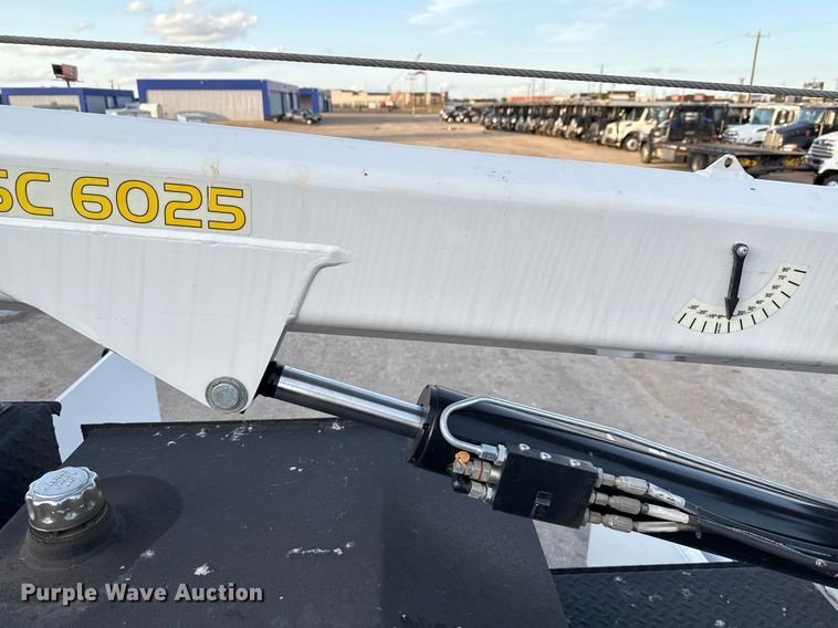 image for item ED5666 2024 Dodge Ram 5500 Crew Cab utility / service truck