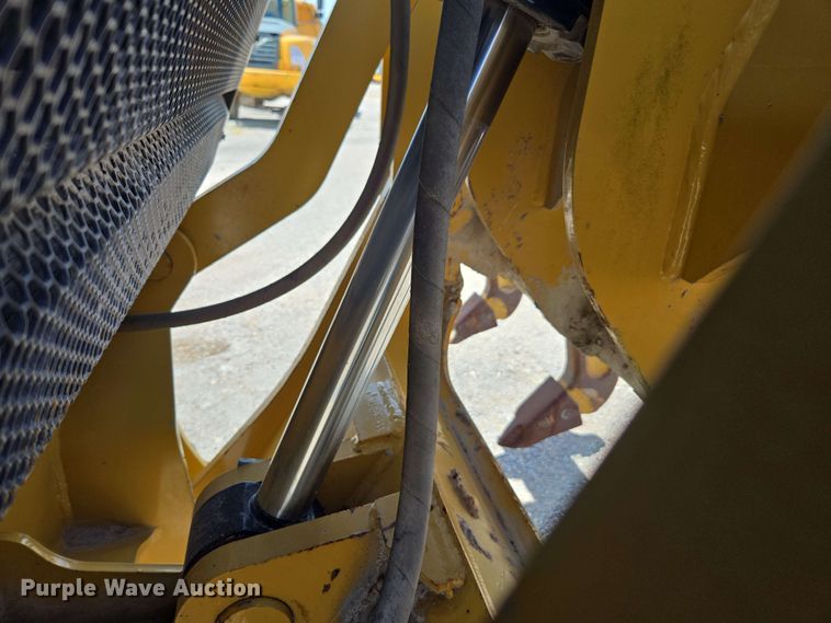 image for item EE0027 2019 Caterpillar 140M3 AWD motor grader