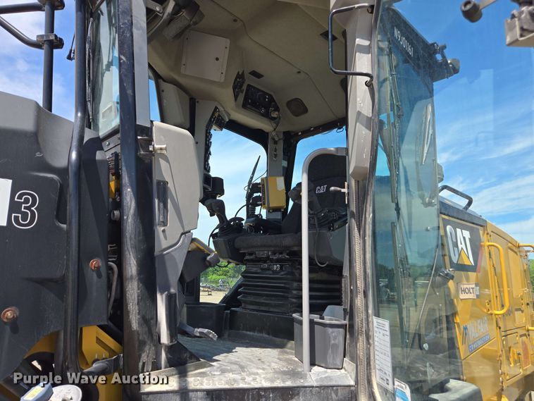 image for item EE0027 2019 Caterpillar 140M3 AWD motor grader