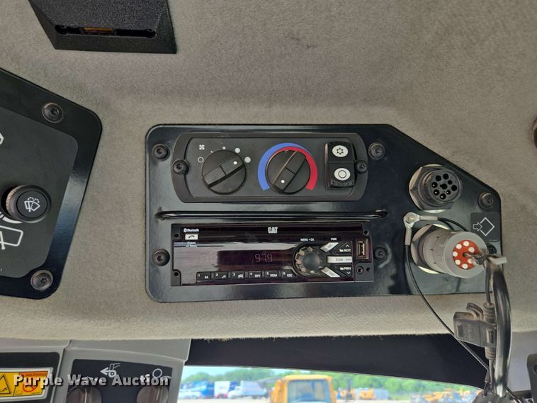 image for item EE0027 2019 Caterpillar 140M3 AWD motor grader