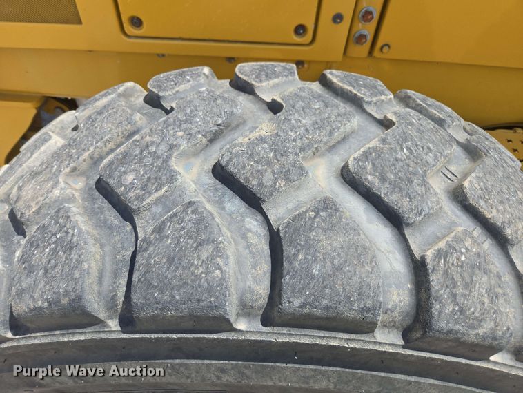 image for item EE0027 2019 Caterpillar 140M3 AWD motor grader