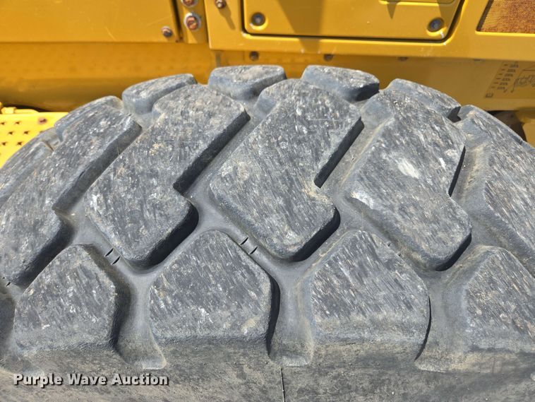 image for item EE0027 2019 Caterpillar 140M3 AWD motor grader