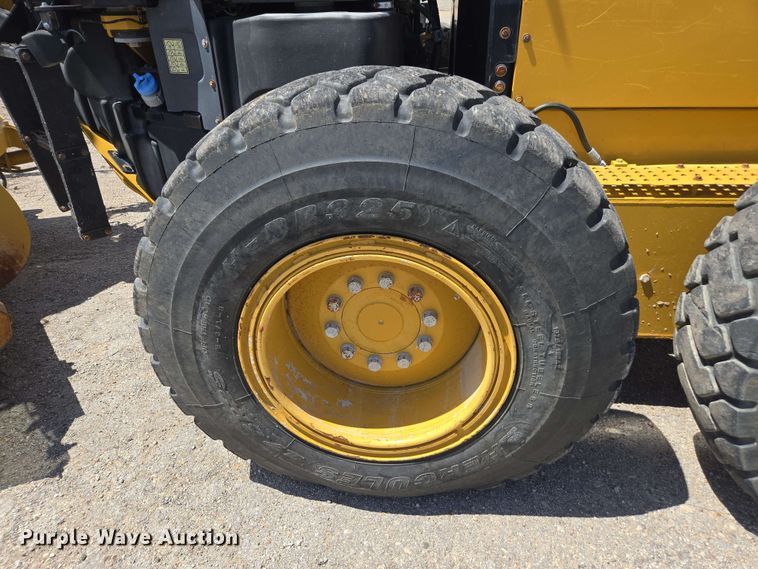 image for item EE0027 2019 Caterpillar 140M3 AWD motor grader