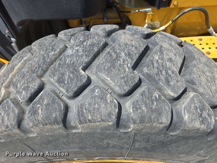 image for item EE0027 2019 Caterpillar 140M3 AWD motor grader