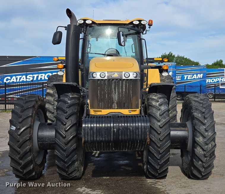image for item EE0028 2015 Challenger MT675E MFWD tractor