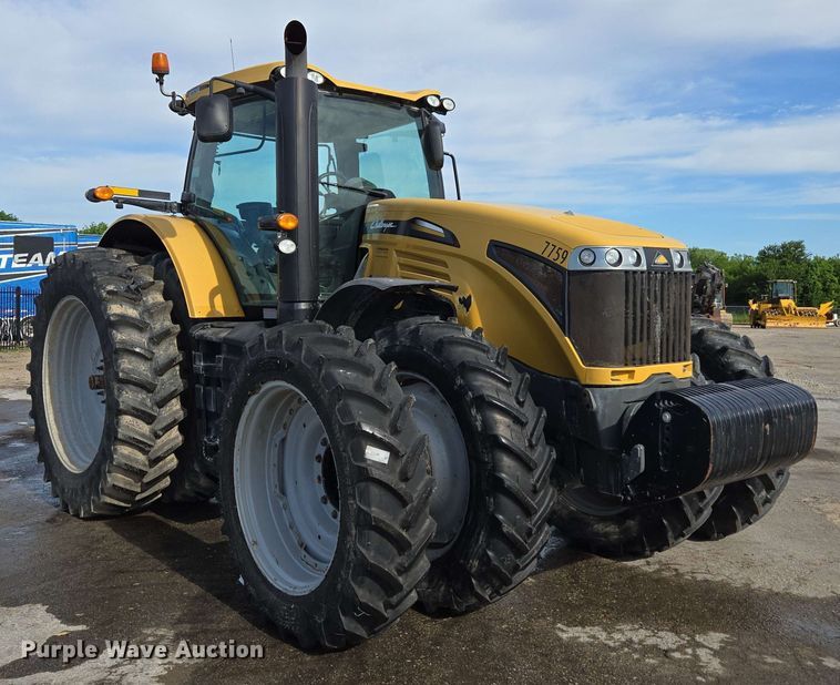 image for item EE0028 2015 Challenger MT675E MFWD tractor