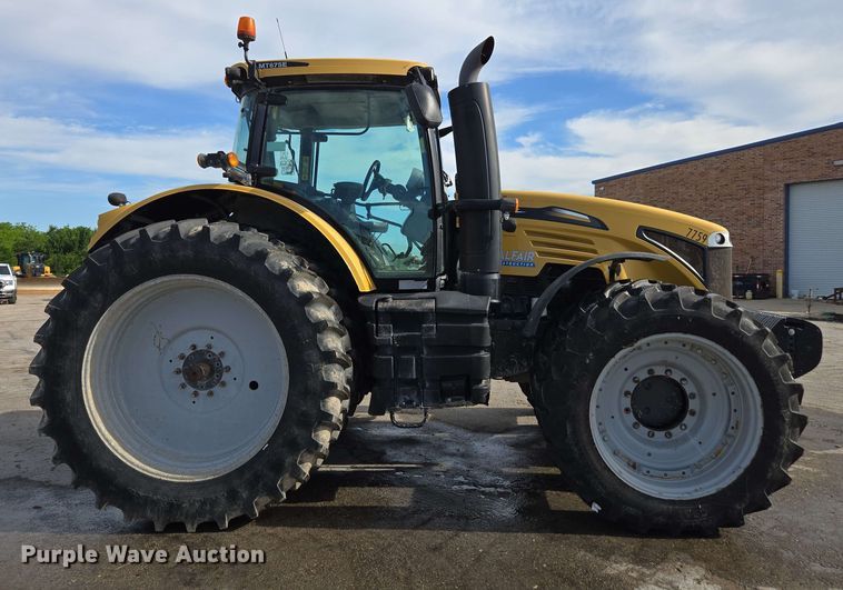 image for item EE0028 2015 Challenger MT675E MFWD tractor