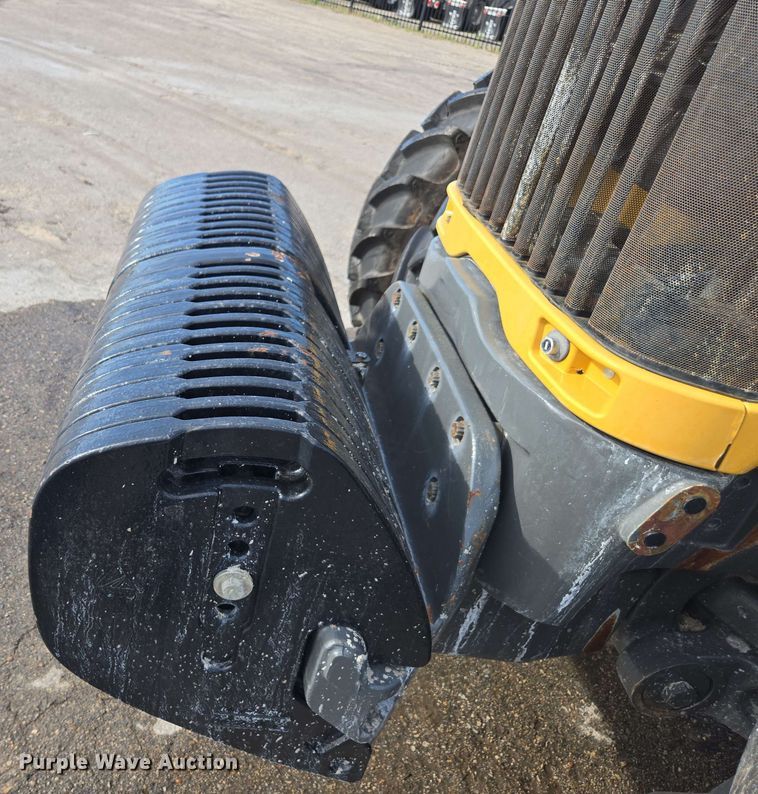 image for item EE0028 2015 Challenger MT675E MFWD tractor