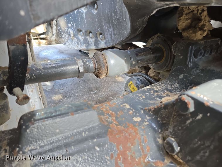 image for item EE0028 2015 Challenger MT675E MFWD tractor