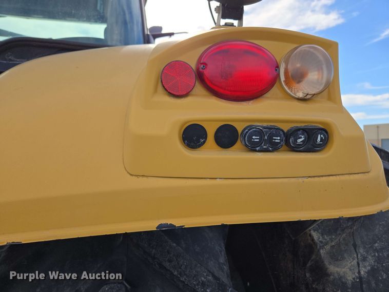 image for item EE0028 2015 Challenger MT675E MFWD tractor