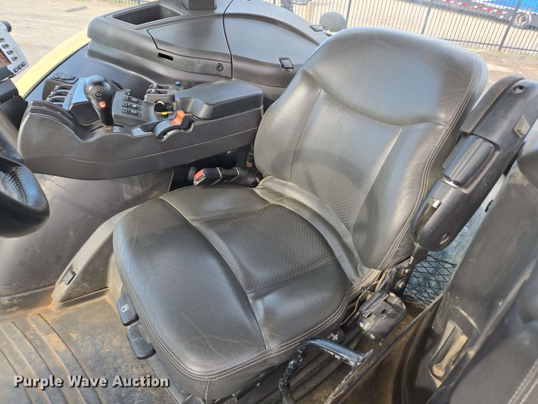 image for item EE0028 2015 Challenger MT675E MFWD tractor