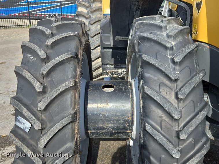 image for item EE0028 2015 Challenger MT675E MFWD tractor