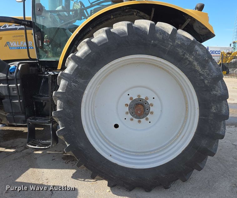 image for item EE0028 2015 Challenger MT675E MFWD tractor