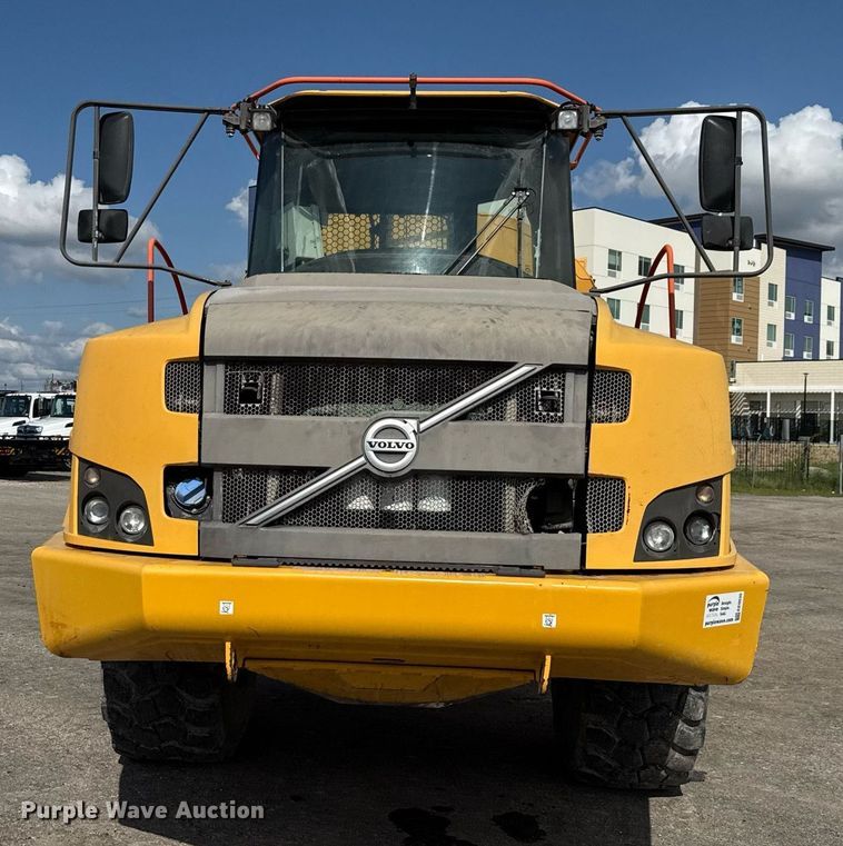 image for item EE0030 2018 Volvo A25G water wagon