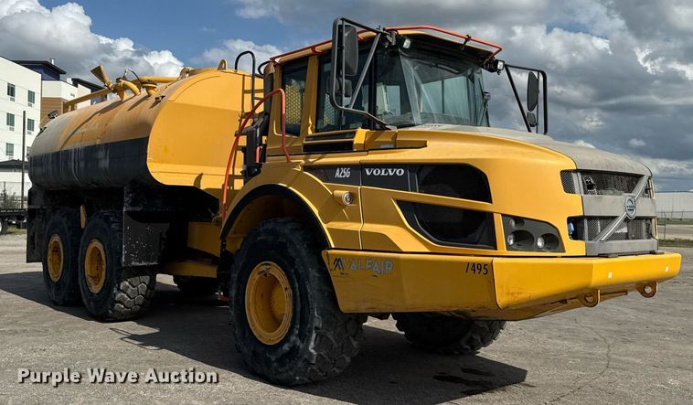 image for item EE0030 2018 Volvo A25G water wagon