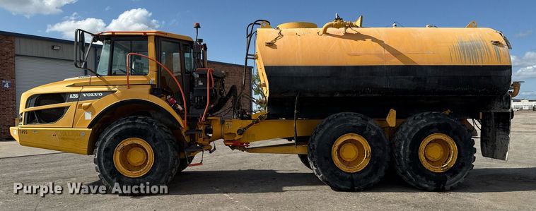 image for item EE0030 2018 Volvo A25G water wagon