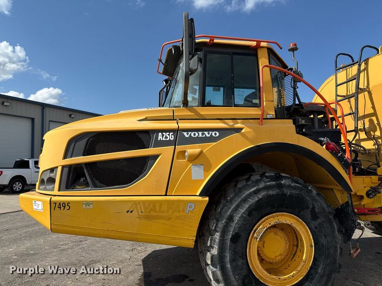 image for item EE0030 2018 Volvo A25G water wagon