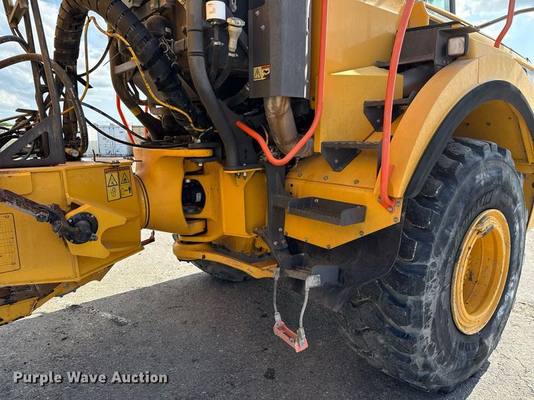 image for item EE0030 2018 Volvo A25G water wagon