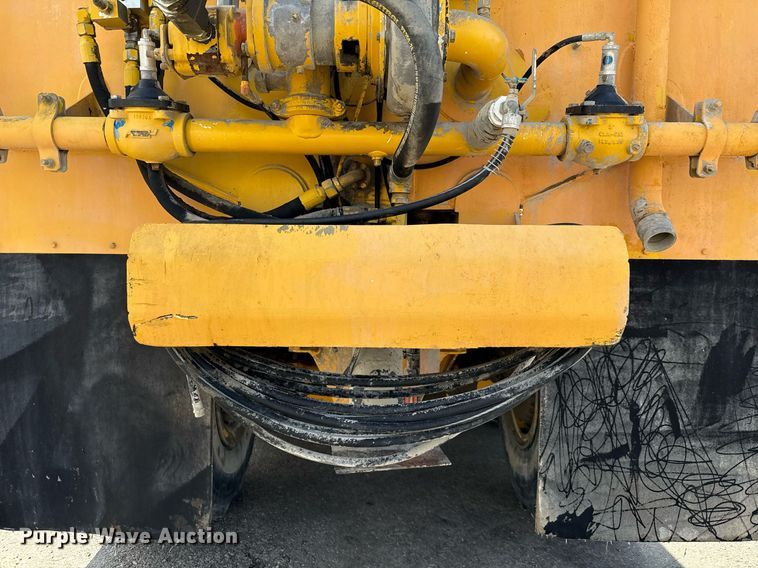 image for item EE0030 2018 Volvo A25G water wagon