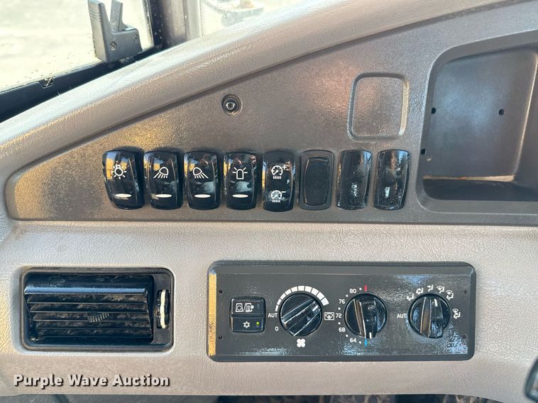 image for item EE0030 2018 Volvo A25G water wagon