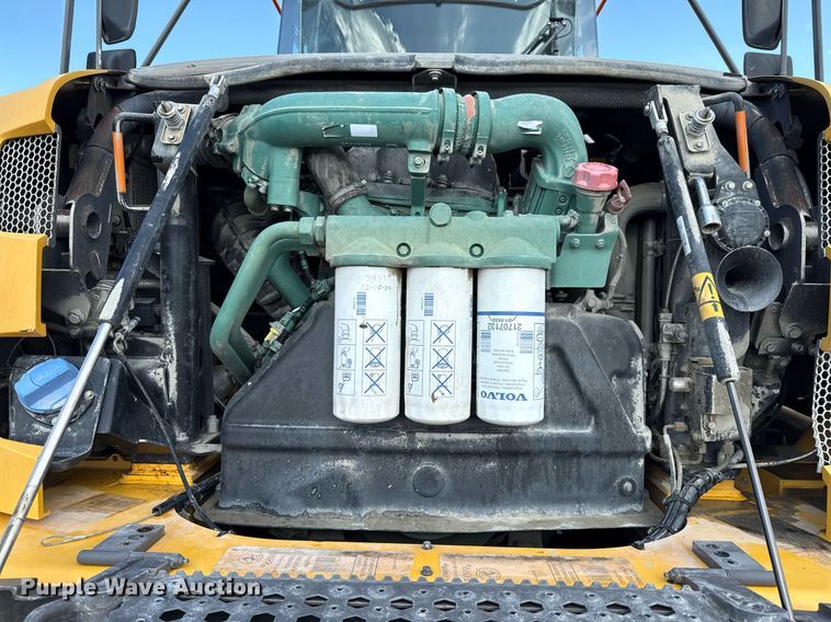 image for item EE0030 2018 Volvo A25G water wagon