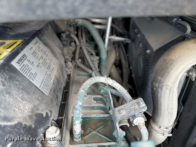 image for item EE0030 2018 Volvo A25G water wagon