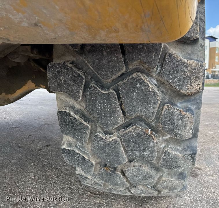 image for item EE0030 2018 Volvo A25G water wagon