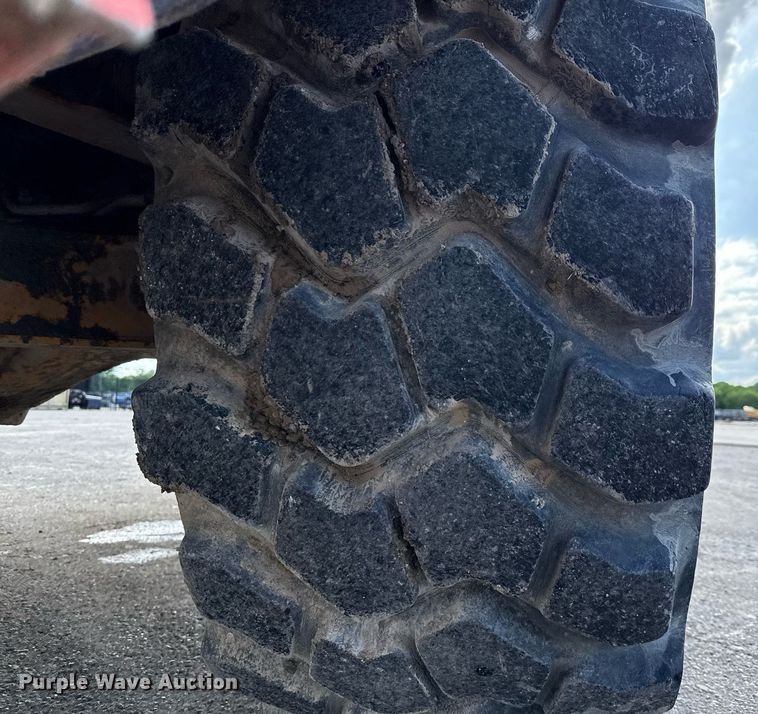 image for item EE0030 2018 Volvo A25G water wagon