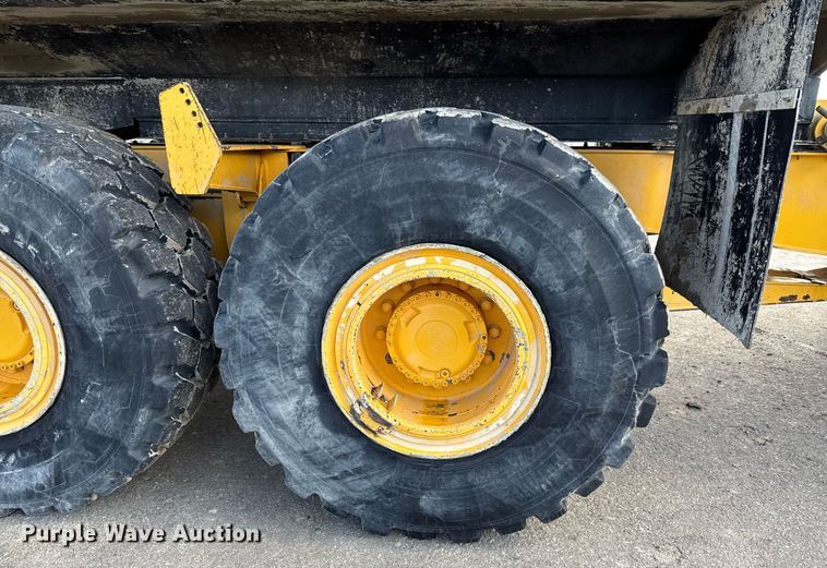 image for item EE0030 2018 Volvo A25G water wagon