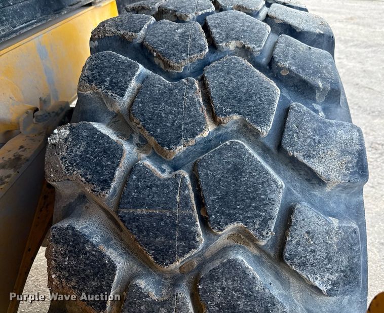 image for item EE0030 2018 Volvo A25G water wagon