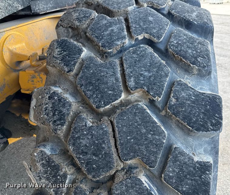 image for item EE0030 2018 Volvo A25G water wagon