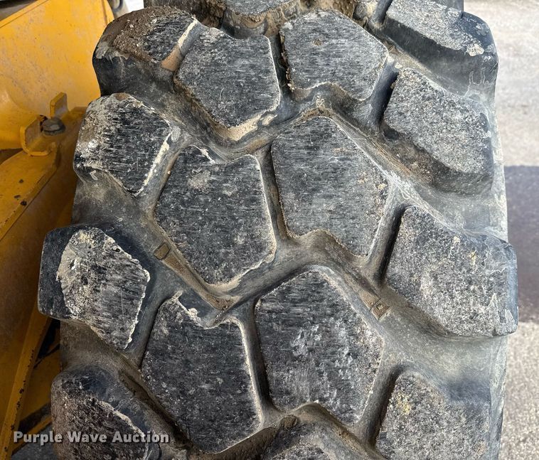 image for item EE0030 2018 Volvo A25G water wagon