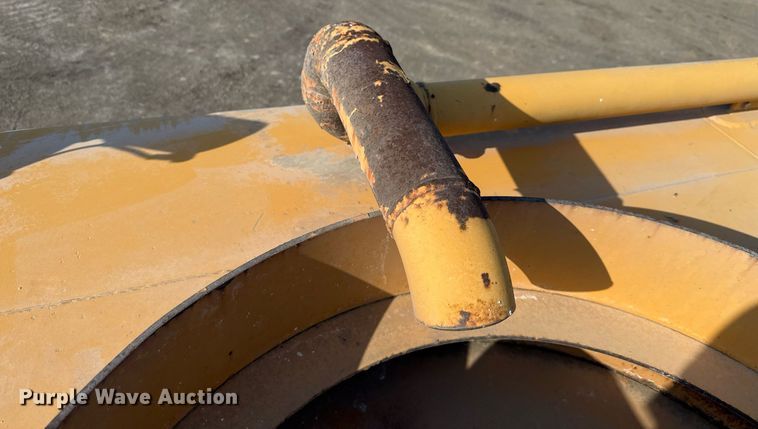 image for item EE0031 2008 Volvo A25E water wagon