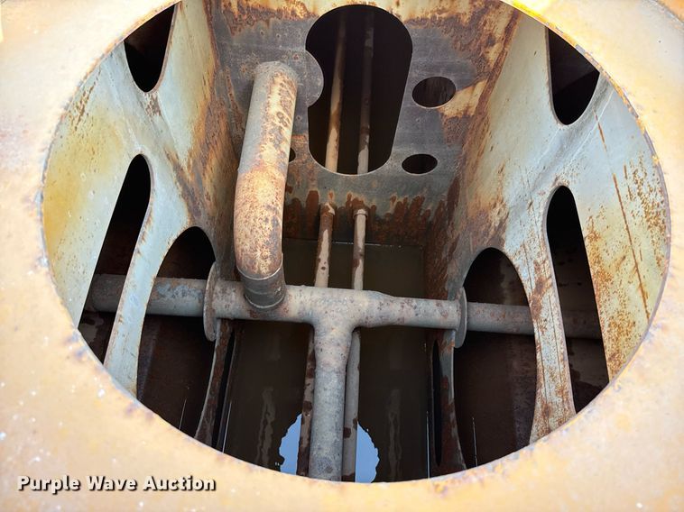 image for item EE0031 2008 Volvo A25E water wagon