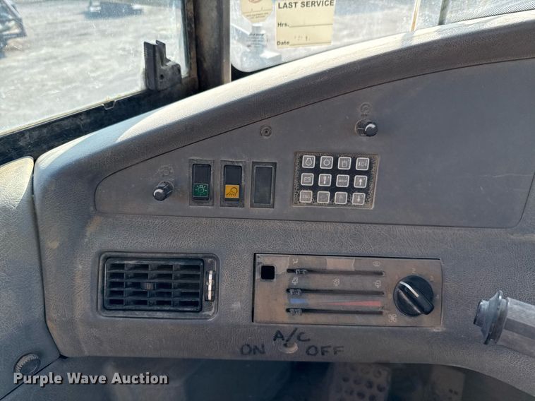 image for item EE0031 2008 Volvo A25E water wagon