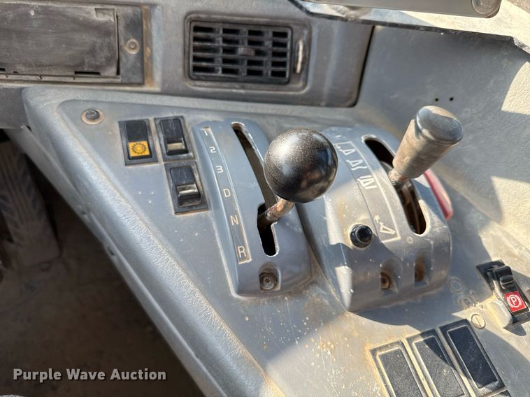 image for item EE0031 2008 Volvo A25E water wagon