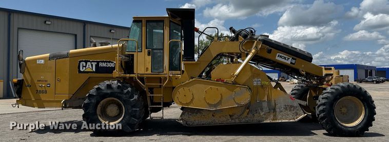 image for item EE0032 2016 Caterpillar RM300 reclaimer