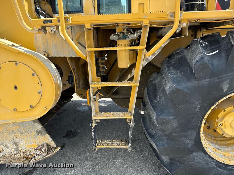 image for item EE0032 2016 Caterpillar RM300 reclaimer