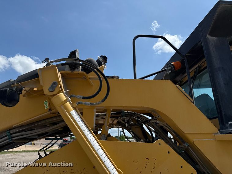 image for item EE0032 2016 Caterpillar RM300 reclaimer