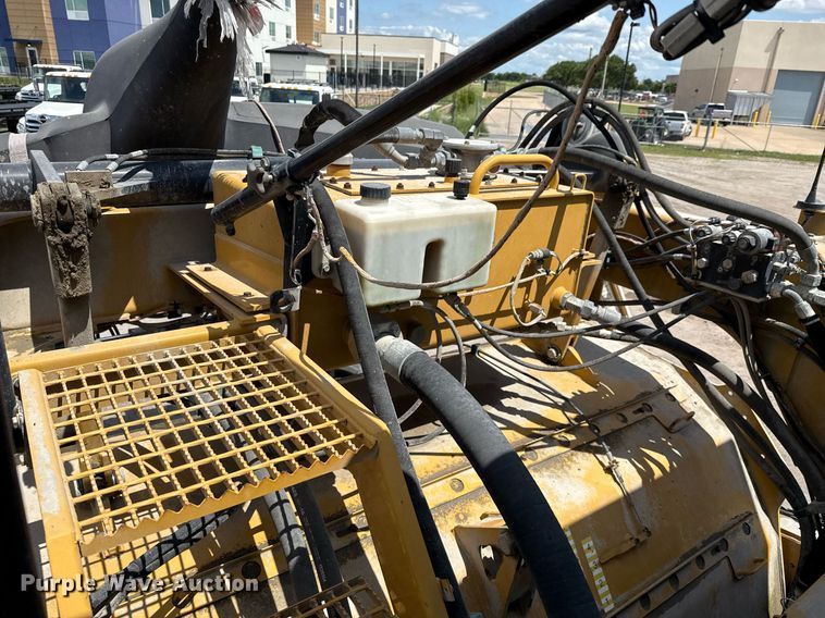 image for item EE0032 2016 Caterpillar RM300 reclaimer