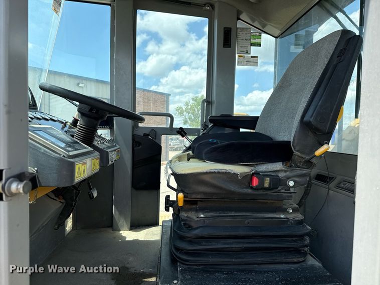 image for item EE0032 2016 Caterpillar RM300 reclaimer