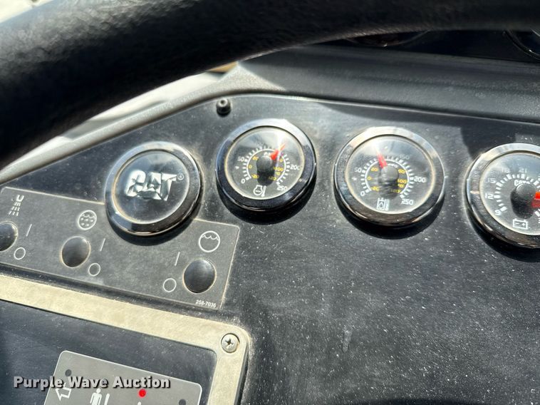 image for item EE0032 2016 Caterpillar RM300 reclaimer