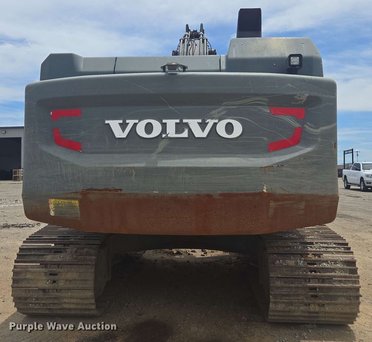 image for item EE0033 2015 Volvo EC380EL excavator