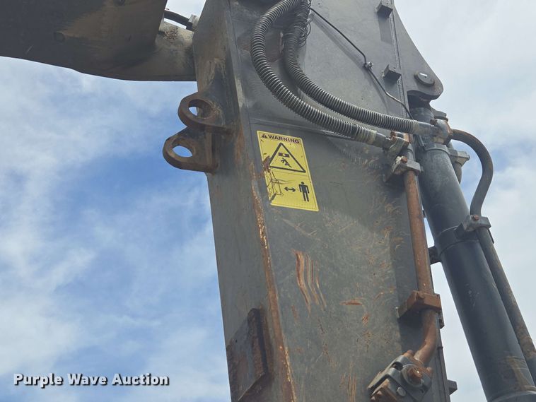 image for item EE0033 2015 Volvo EC380EL excavator