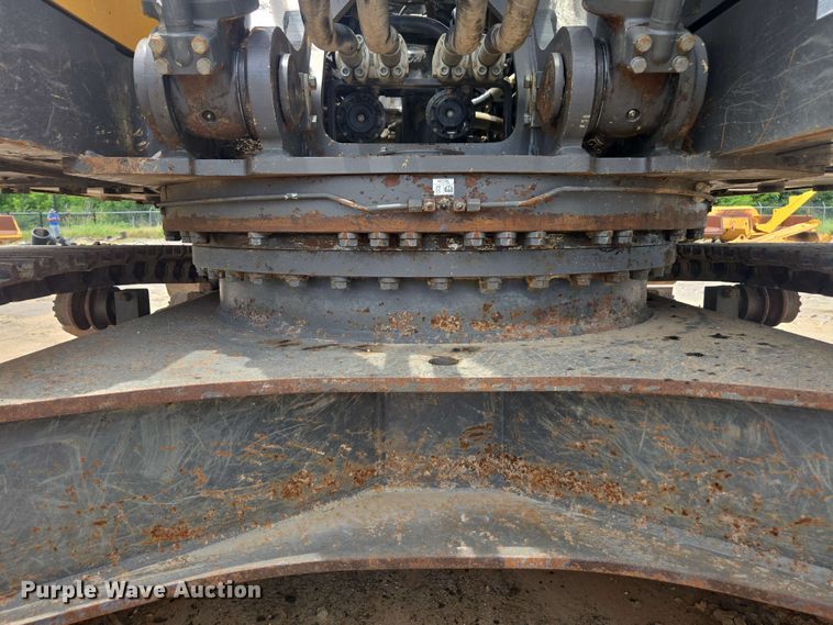 image for item EE0033 2015 Volvo EC380EL excavator