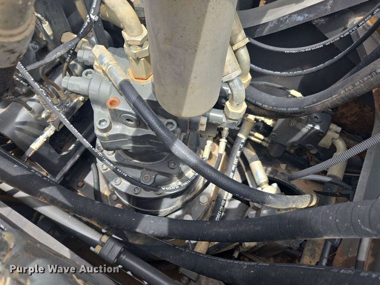 image for item EE0033 2015 Volvo EC380EL excavator