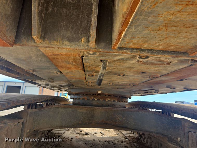 image for item EE0033 2015 Volvo EC380EL excavator