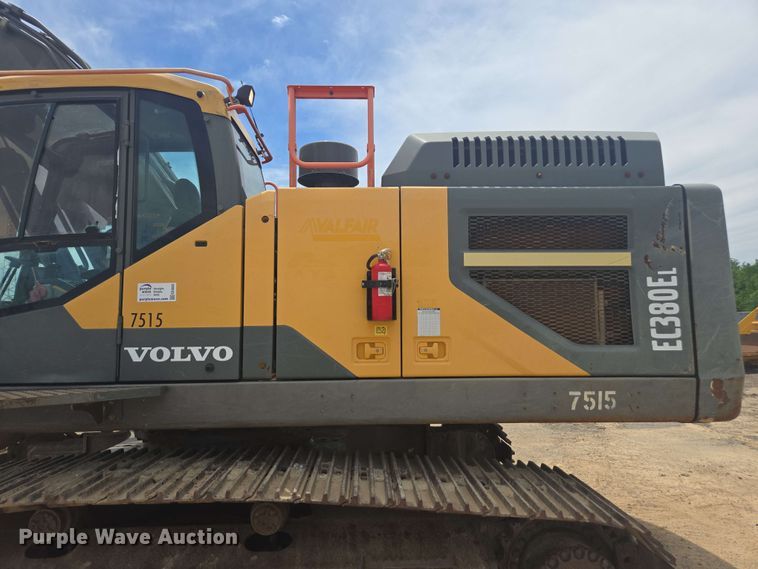 image for item EE0033 2015 Volvo EC380EL excavator