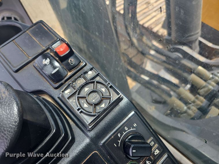 image for item EE0033 2015 Volvo EC380EL excavator